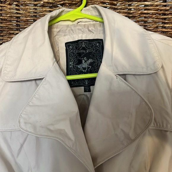 Cream Ruffle Jacket - Picture 3 of 10